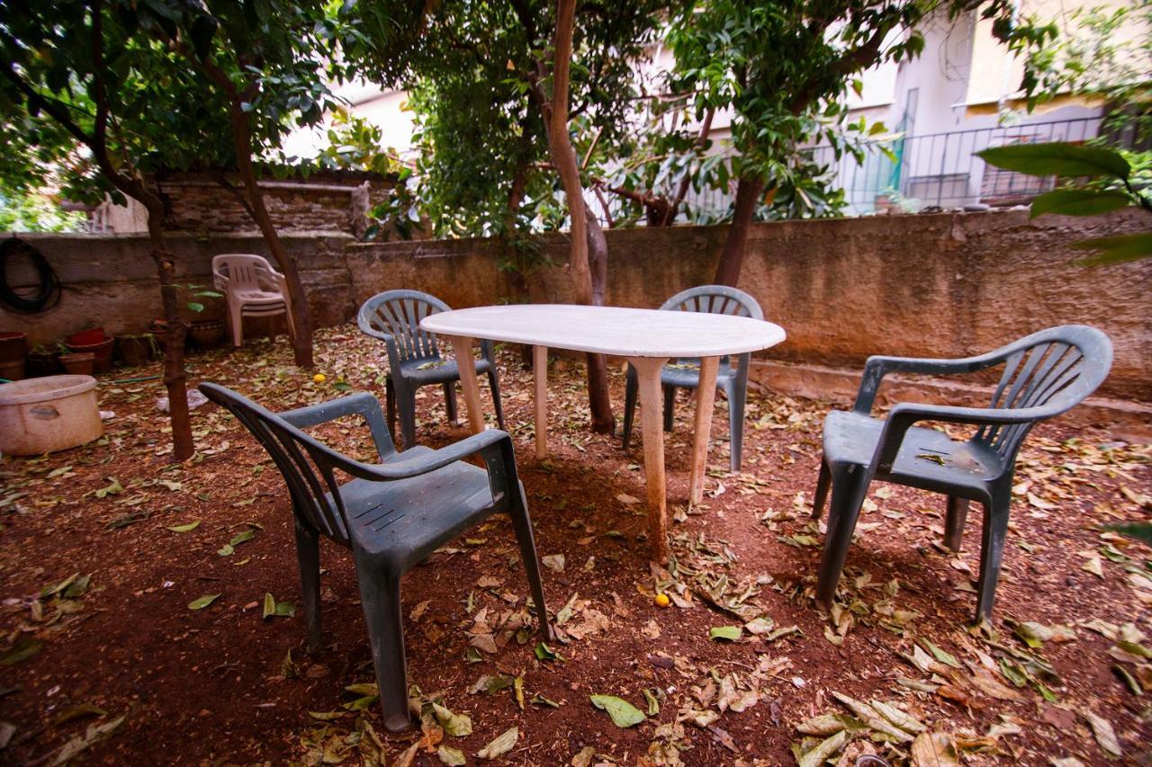 Birbili Youth Guest House Athén Kültér fotó